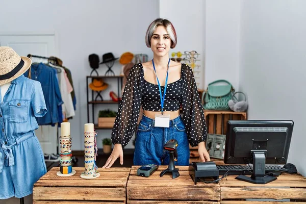 Young Caucasian Shopkeeper Woman Smiling Happy Standing Clothing Store — Stock Photo, Image