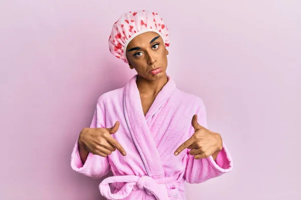 Hispanic Man Wearing Make Wearing Shower Towel Cap Bathrobe Pointing — Stock Photo, Image