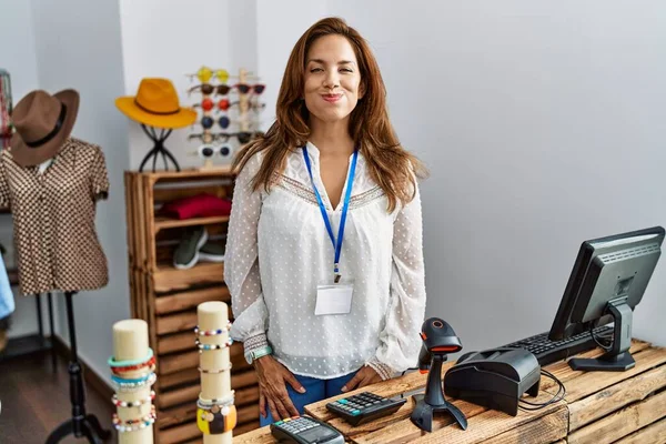Mujer Hispana Mediana Edad Que Trabaja Como Gerente Una Boutique — Foto de Stock