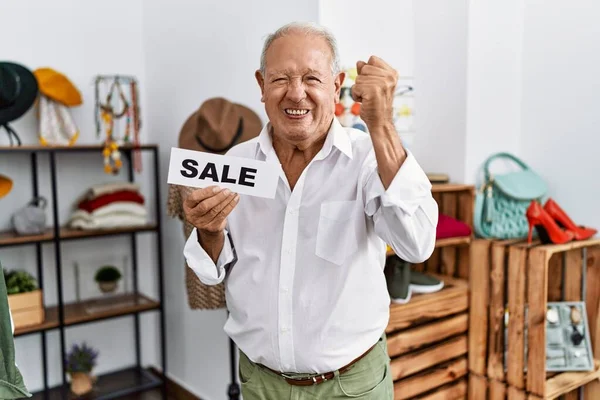 Senior Man Holding Sale Banner Retail Shop Annoyed Frustrated Scream — Stock fotografie