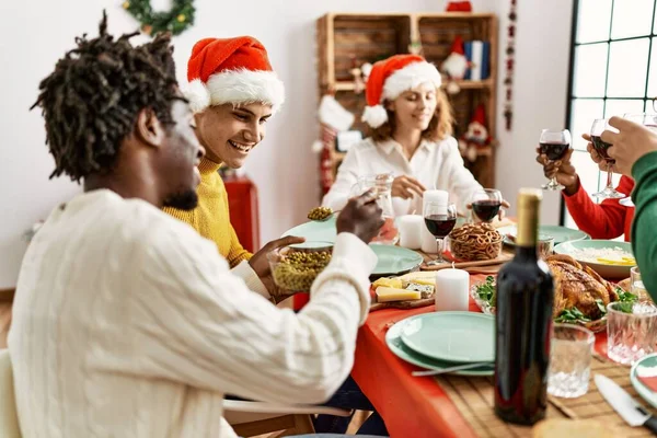 Group Young People Smiling Happy Having Christmas Dinner Home — Stock Photo, Image