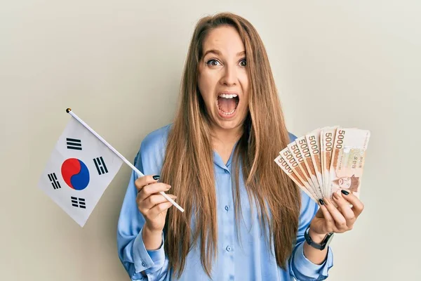 Mujer Rubia Joven Sosteniendo Bandera Corea Del Sur Ganó Billetes —  Fotos de Stock