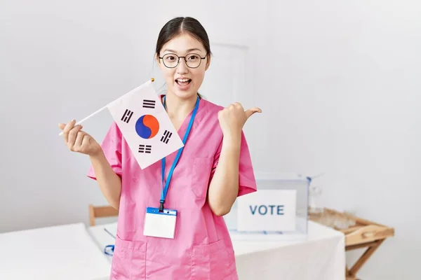Joven Asiática Enfermera Mujer Campaña Política Elección Celebración Sur Corea —  Fotos de Stock