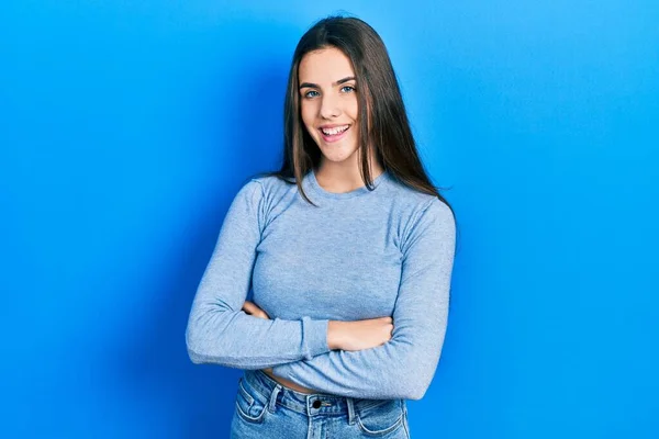 Joven Adolescente Morena Vistiendo Suéter Casual Cara Feliz Sonriendo Con —  Fotos de Stock