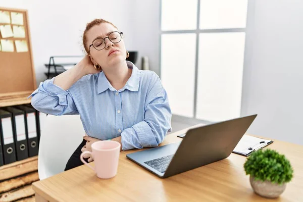 Young Redhead Woman Working Office Using Computer Laptop Suffering Neck — Stock Photo, Image