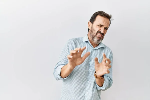 Hispanischer Mann Mittleren Alters Mit Bart Der Über Isoliertem Hintergrund — Stockfoto