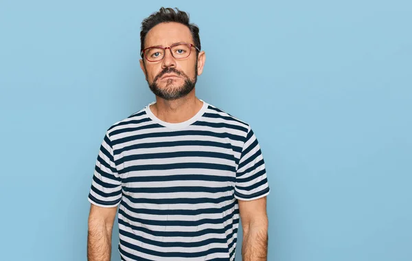 Homme Âge Moyen Portant Des Vêtements Décontractés Des Lunettes Détendues — Photo