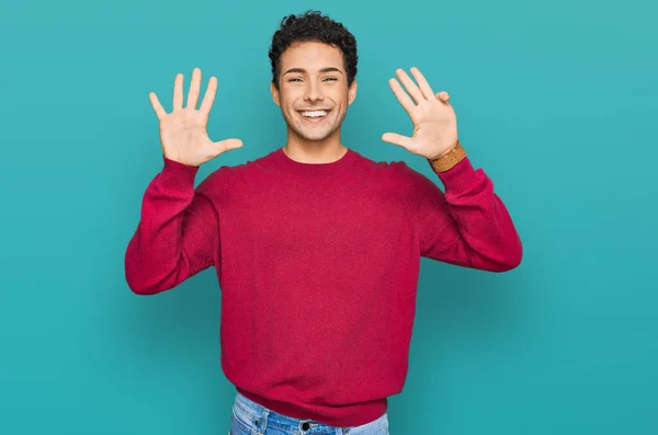 Jovem Homem Bonito Vestindo Roupas Casuais Mostrando Apontando Para Cima — Fotografia de Stock