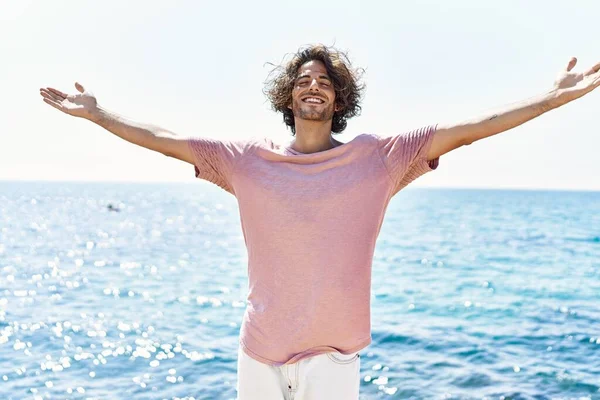 Young Hispanic Man Breathing Standing Arms Open Beach — Stock Photo, Image