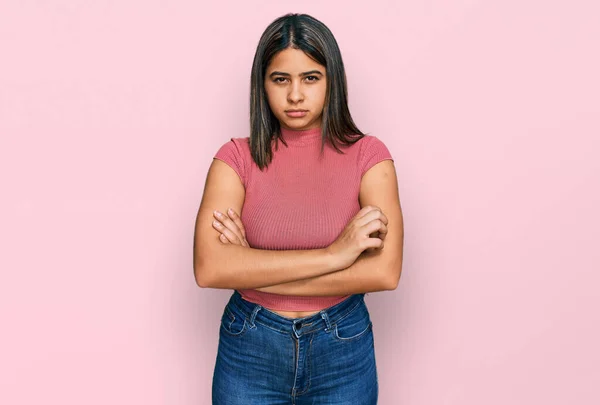Menina Hispânica Jovem Vestindo Shirt Casual Cético Nervoso Desaprovando Expressão — Fotografia de Stock