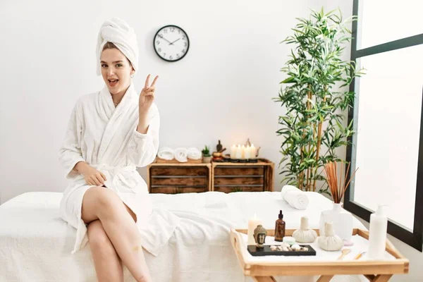 Young Blonde Woman Wearing Bathrobe Wellbeing Spa Smiling Happy Face — Foto Stock