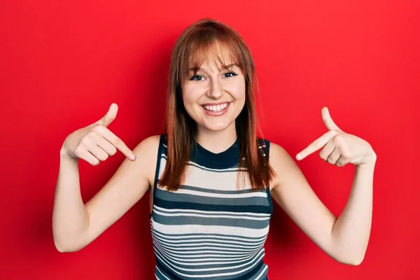 Redhead Young Woman Wearing Casual Shirt Looking Confident Smile Face — Stockfoto
