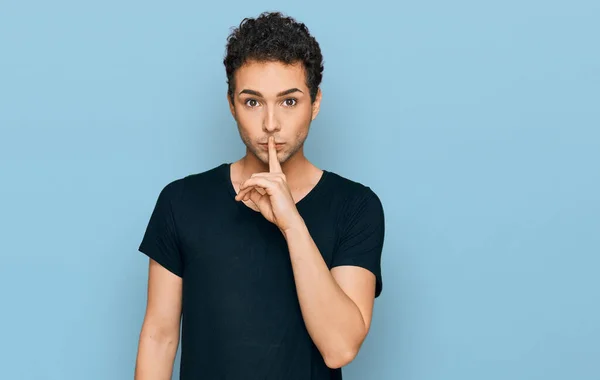 Young Handsome Man Wearing Casual Black Shirt Asking Quiet Finger — Stock Fotó