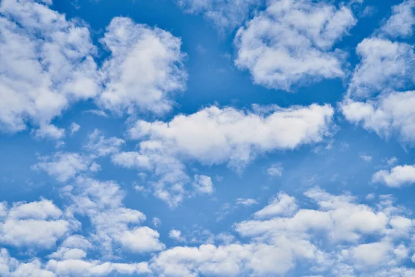 Céu Azul Beatiful Com Nuvens Dia Ensolarado — Fotografia de Stock