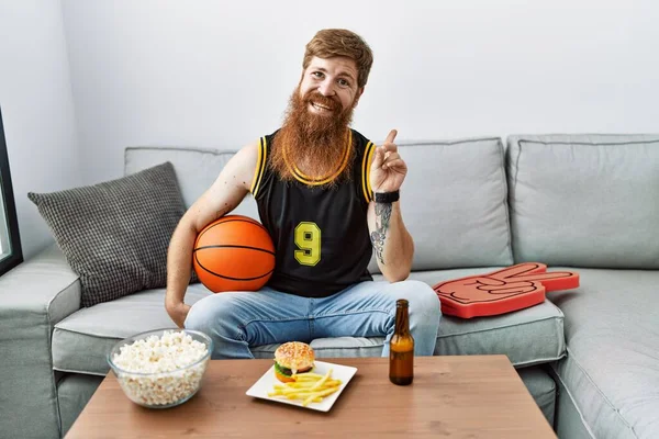 Caucasian Man Long Beard Holding Basketball Ball Cheering Game Big — Stock Photo, Image