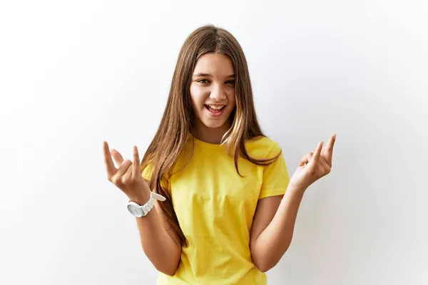 Giovane Adolescente Bruna Piedi Insieme Sfondo Isolato Gridando Con Espressione — Foto Stock