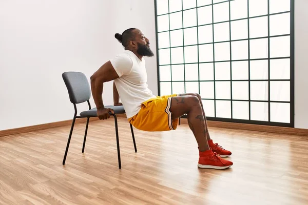 Young African American Man Training Sport Center —  Fotos de Stock