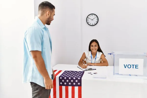 Young American Voter Man Smiling Happy Standing Electoral College — Stock Photo, Image