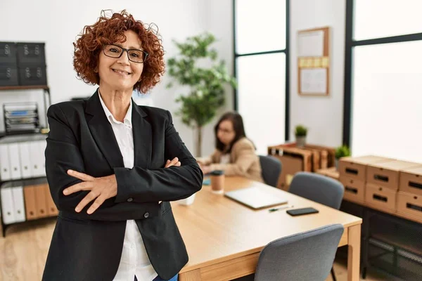 Mature Woman Working Inclusive Teamwork Group Two Women Working Office — Stock Photo, Image