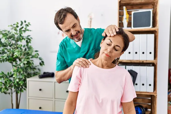 Middle Age Man Woman Stretching Neck Having Rehab Session Physiotherapy — Stock Photo, Image