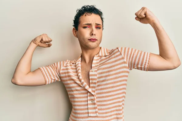 Handsome Man Wearing Make Wearing Casual Shirt Showing Arms Muscles — Stock Photo, Image