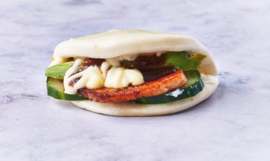  Mermer yüzeyde tek bao ekmeği