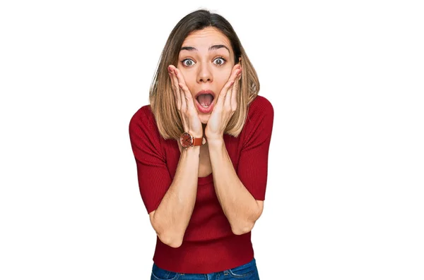 Young Blonde Girl Wearing Casual Clothes Afraid Shocked Surprise Amazed — Stock Photo, Image