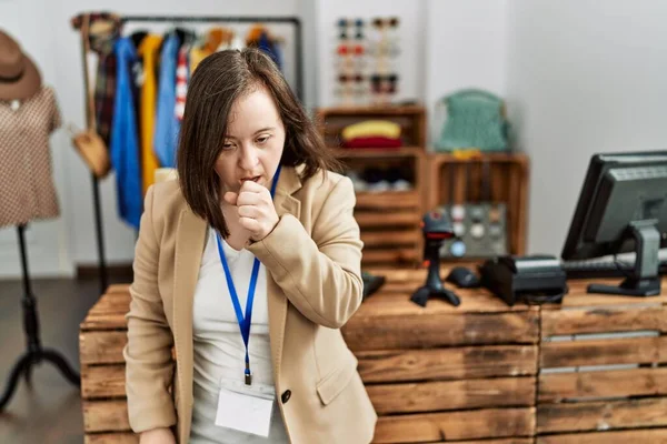 Giovane Donna Sindrome Che Lavora Come Manager Presso Boutique Dettaglio — Foto Stock