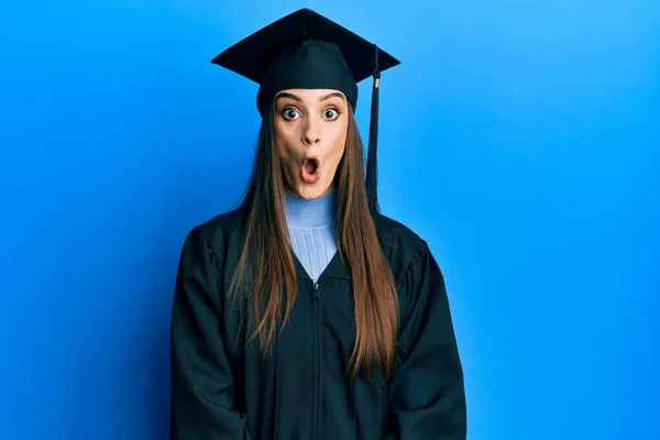 Beautiful Brunette Young Woman Wearing Graduation Cap Ceremony Robe Afraid — Stockfoto