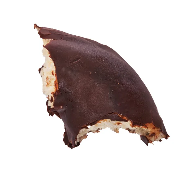 白い背景に隔離されたチョコレートドーナツのピース — ストック写真