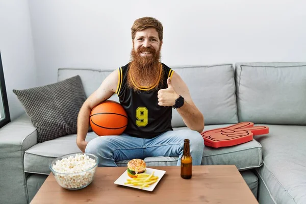 Caucasian Man Long Beard Holding Basketball Ball Cheering Game Doing — Stock Photo, Image