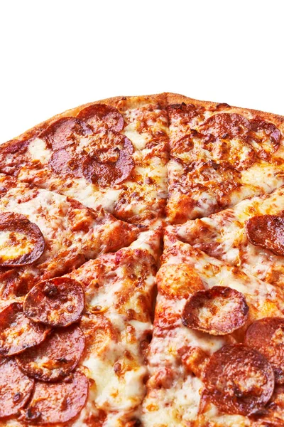 Lahodné Pepperoni Italská Pizza Izolované Bílém Pozadí — Stock fotografie