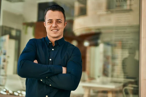 Young Hispanic Man Smiling Happy Arms Crossed City — Stock Photo, Image