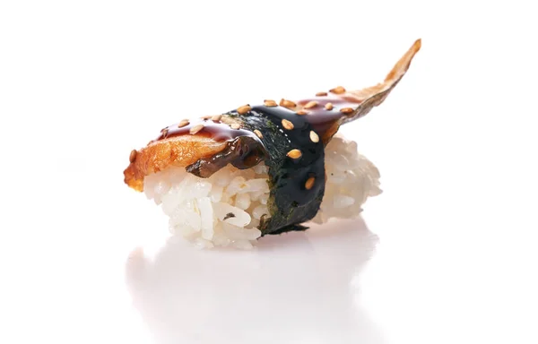 Pojedyncze Sushi Unagi Nigiri Izolowane Białym Tle — Zdjęcie stockowe