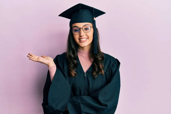 Young Hispanic Woman Wearing Graduation Cap Ceremony Robe Smiling Cheerful — Stockfoto