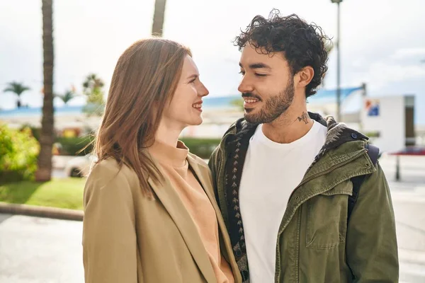 Man Woman Smiling Confident Hugging Each Other Street — Stock Photo, Image