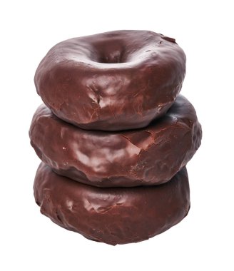  Beyaz arka planda izole edilmiş bir yığın çikolatalı çörek.