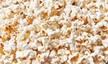  Bir demet tuzlu patlamış mısır dokusu