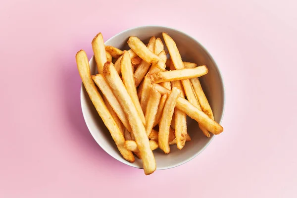 Tigela Batatas Fritas Francesas Sobre Fundo Rosa — Fotografia de Stock