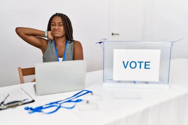 Young African American Woman Working Political Election Sitting Ballot Suffering — Stockfoto