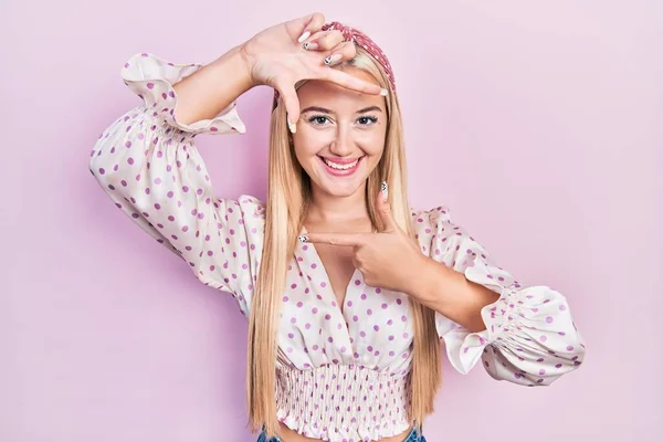Young Blonde Girl Wearing Casual Clothes Smiling Making Frame Hands — Stock Photo, Image