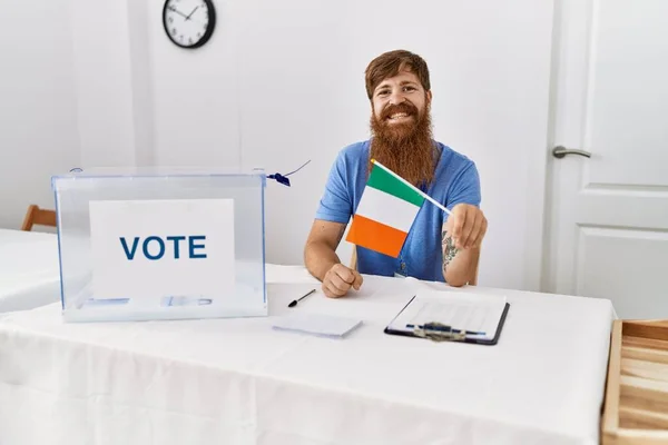 Caucasian Man Long Beard Political Campaign Election Holding Ireland Flag — стоковое фото