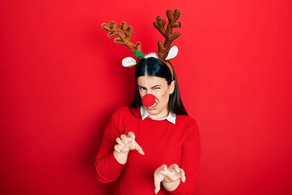 Young Hispanic Woman Wearing Deer Christmas Hat Red Nose Disgusted — Photo