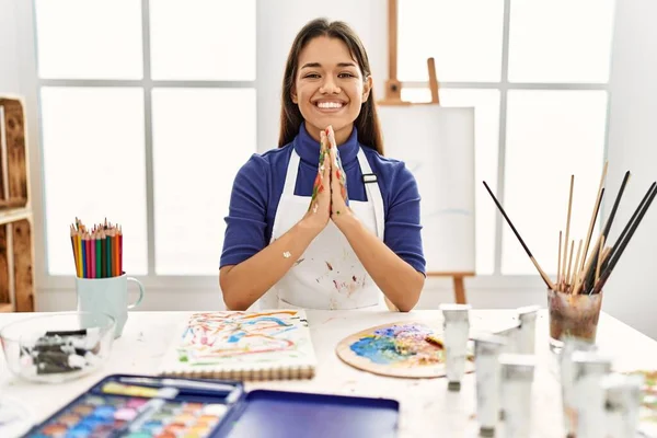 Young Brunette Woman Art Studio Painted Hands Praying Hands Together — 图库照片