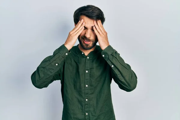 Young Hispanic Man Wearing Casual Clothes Hand Head Headache Because — Stock Photo, Image