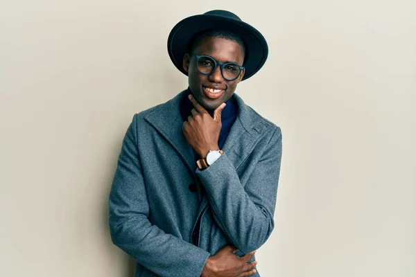 Young African American Man Wearing Elegant Style Looking Confident Camera — Φωτογραφία Αρχείου