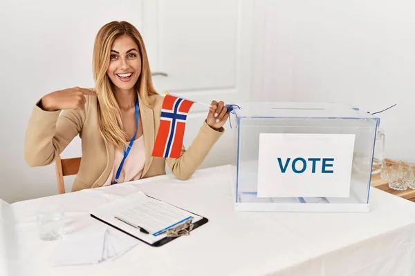 Blonde Beautiful Young Woman Political Campaign Election Holding Norway Flag - Stock-foto