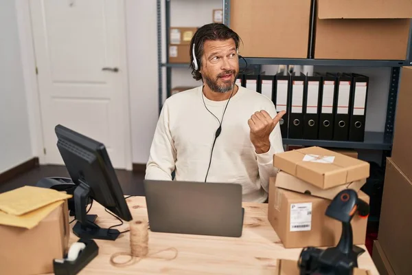 Handsome Middle Age Man Working Small Business Ecommerce Wearing Headset — Fotografia de Stock