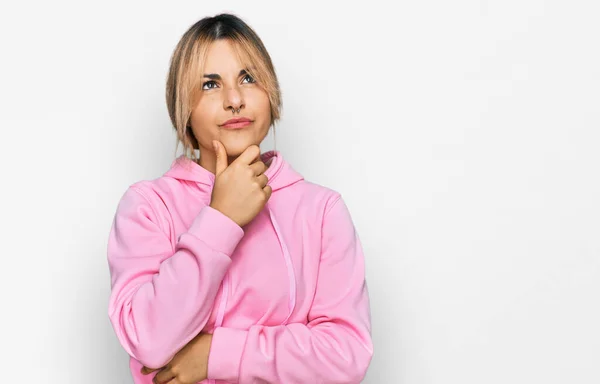 Young Caucasian Woman Wearing Casual Sweatshirt Hand Chin Thinking Question — Zdjęcie stockowe