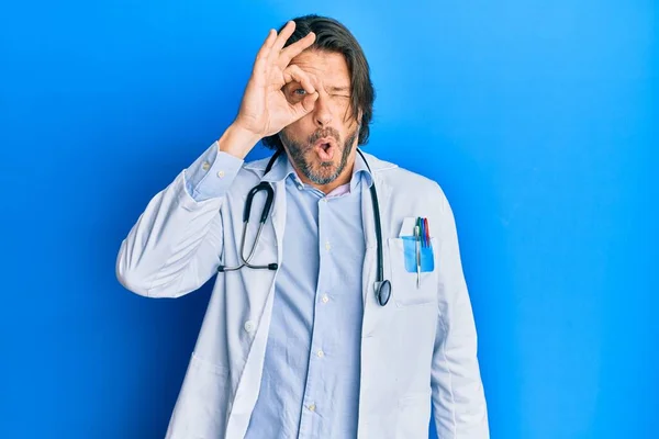 Middle Age Handsome Man Wearing Doctor Uniform Stethoscope Doing Gesture — Stock Photo, Image